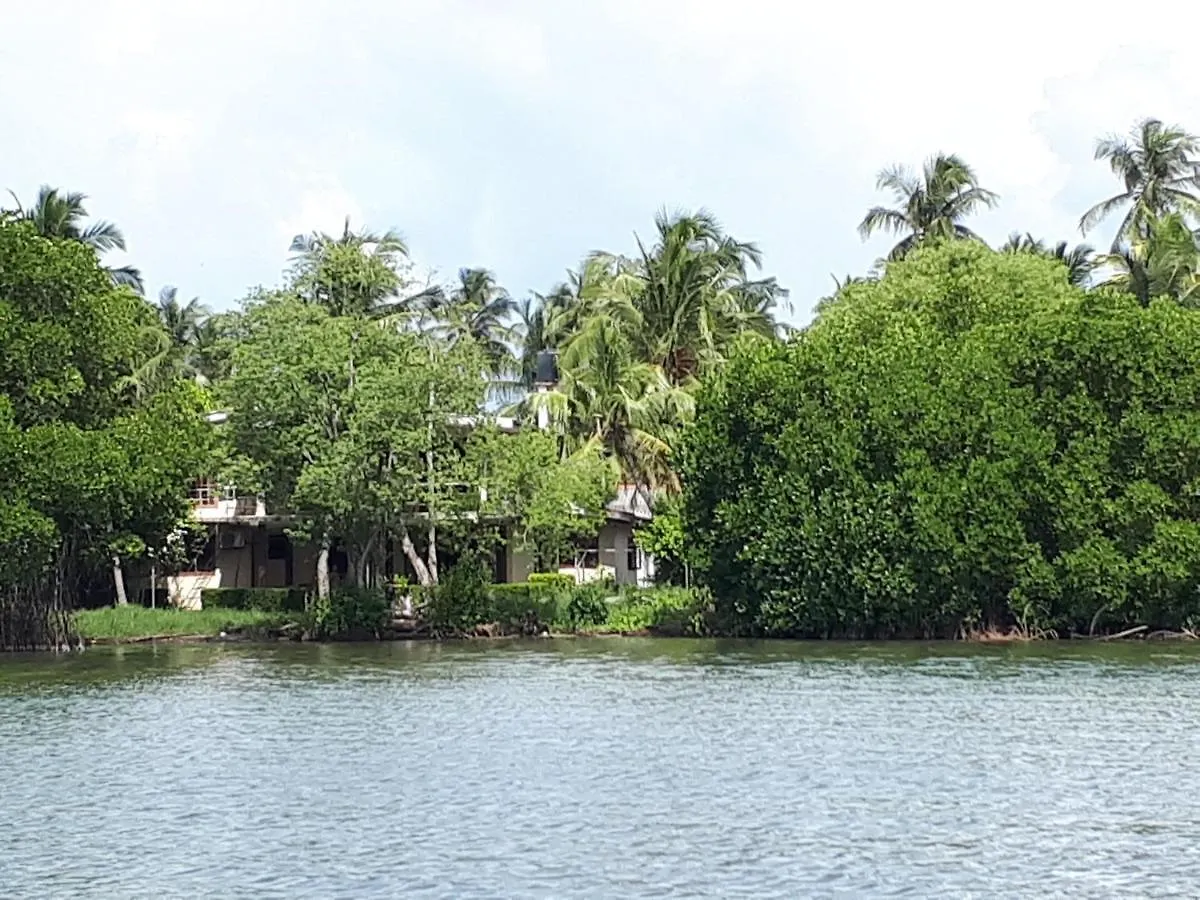Villa Crystal Lagoon Negombo 0*,