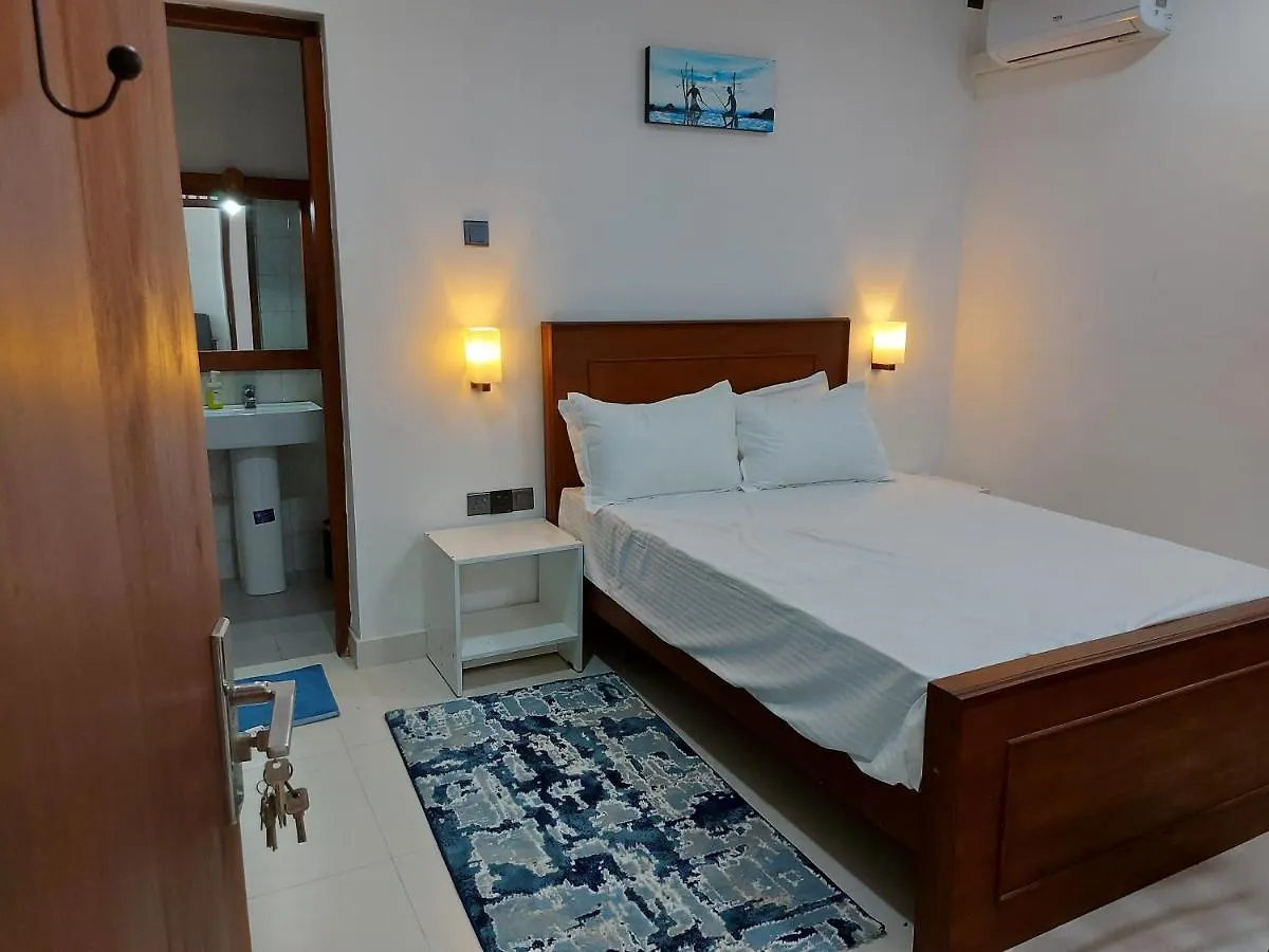 Villa Crystal Lagoon Negombo Lodge